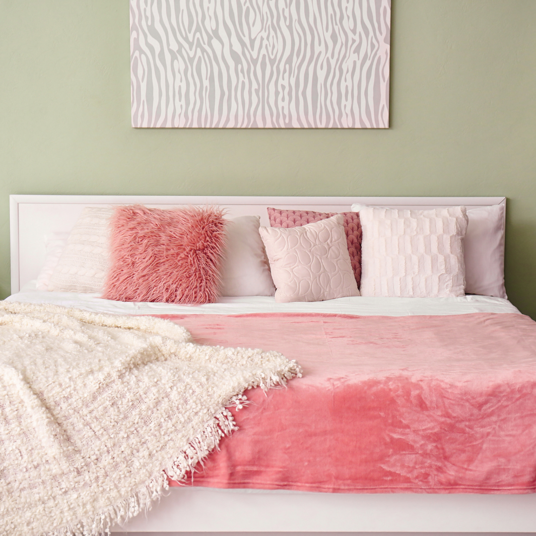 Bedding & Bedroom Decor