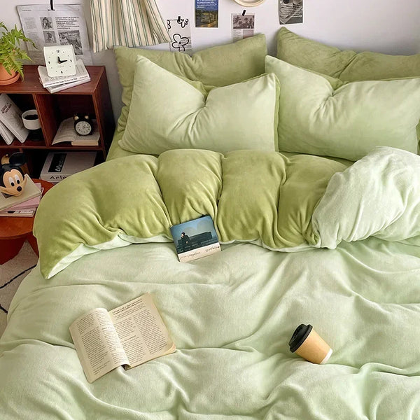 Winter Milk Fleece 4-Piece Flannel Bedding Set