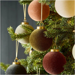 2026 Plush Velvet Christmas Ball Set – 8cm Decorative Pendants