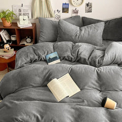 Winter Milk Fleece 4-Piece Flannel Bedding Set