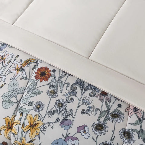 7-Piece Reversible Floral Comforter Set – King Size with Sheets & Pillowcases